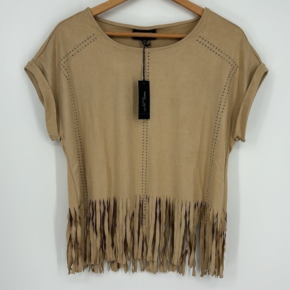 Romeo + Juliet Couture Boho Faux Suede Fringe Top Size Medium New with tags! - Picture 4 of 11
